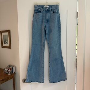 Abercrombie Curve Love Ultra High Rise Stretch Flare Jeans - Size 28/6L
